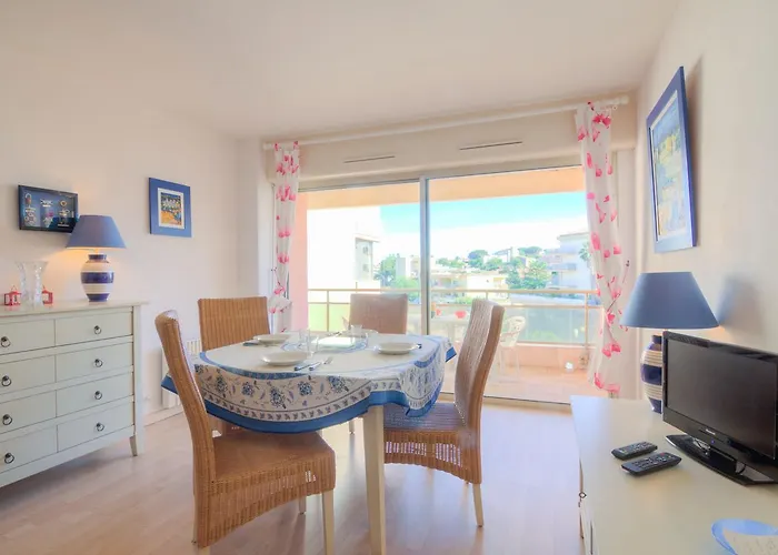 Apartment Les Terres Marines-2 By Interhome Sainte-Maxime